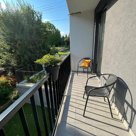 Siraly Apartment *