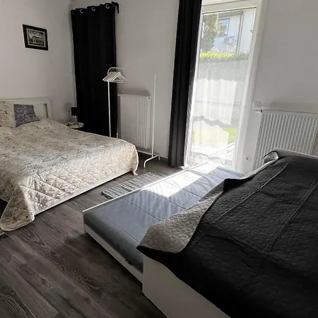 Siraly Apartment *