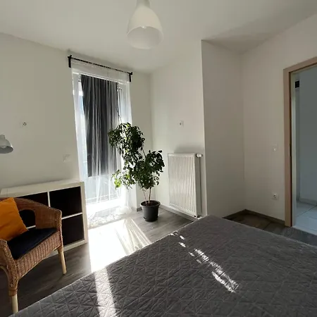 Siraly Apartment *